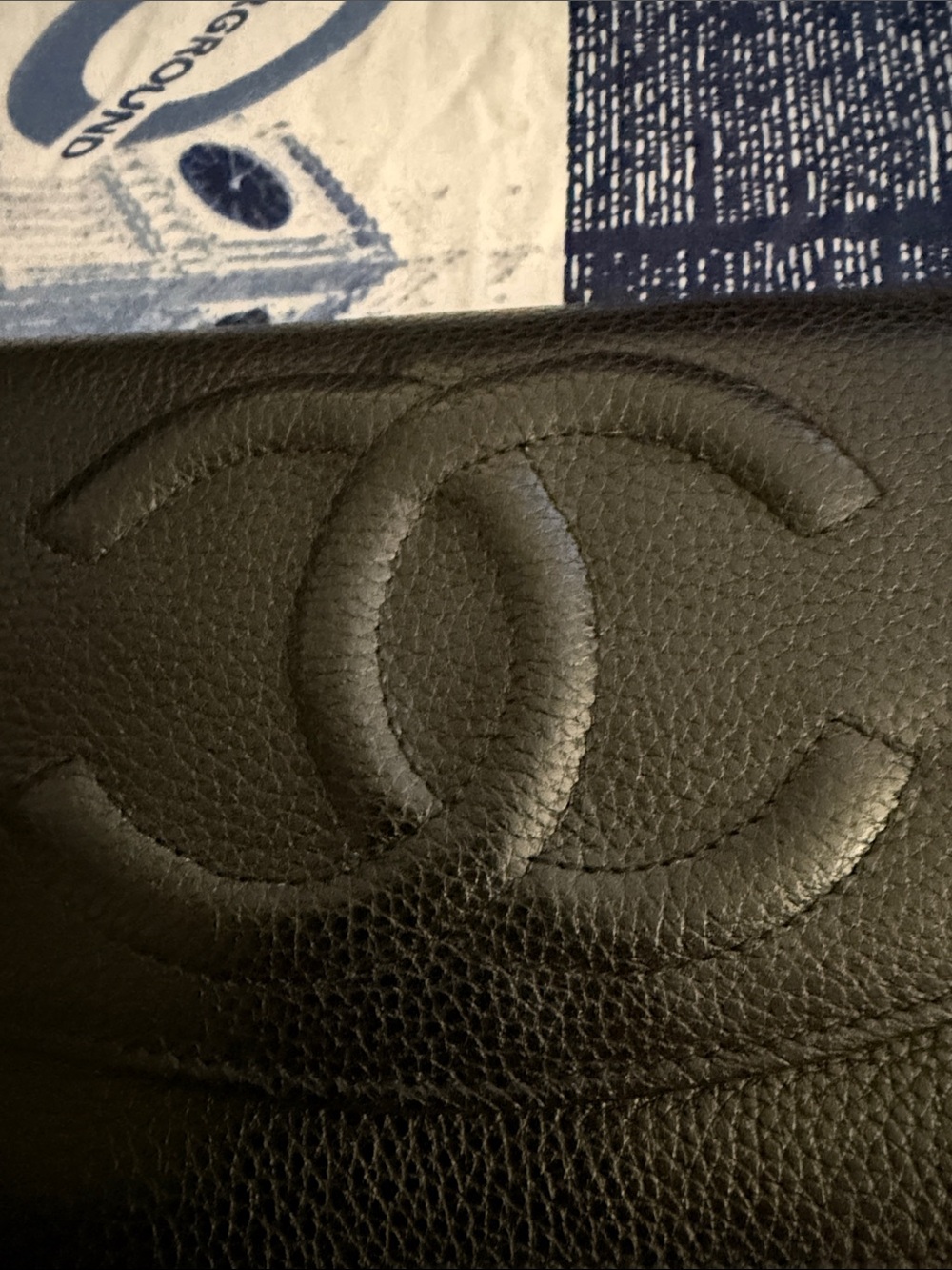 Black Leather Wallet - Picture 2 of 8